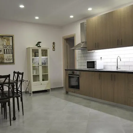 Best Central -1- Apartamento Kalamata